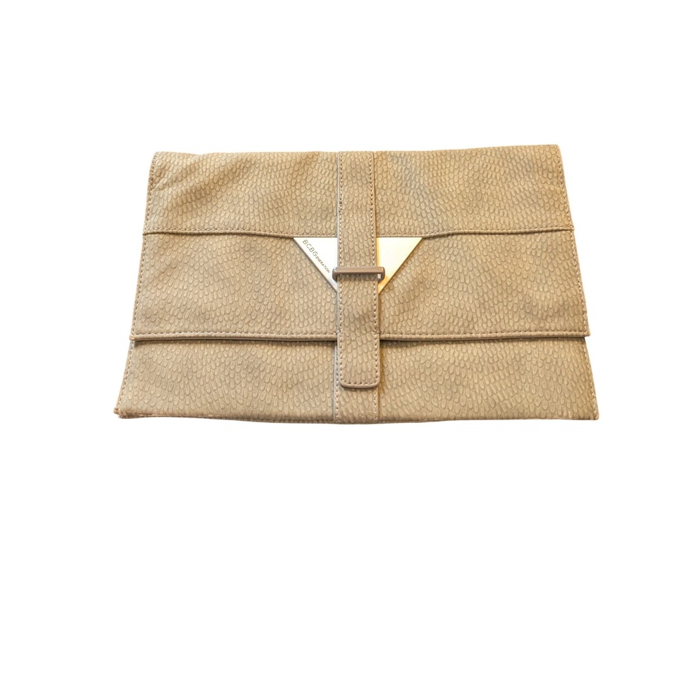 BCBGeneration Clutch Purse Pale Grey Pebbled Faux Leather Envelope Bag Dressy
